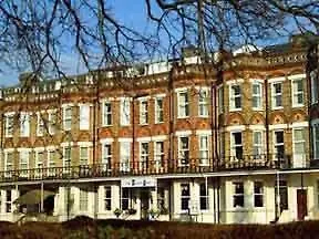 2* Hotel The Maemar