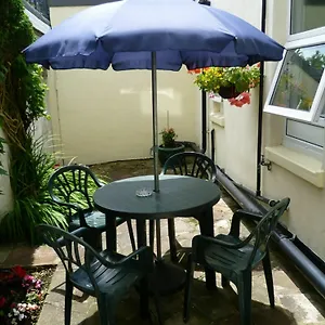 3* Guest house Sandy Bay